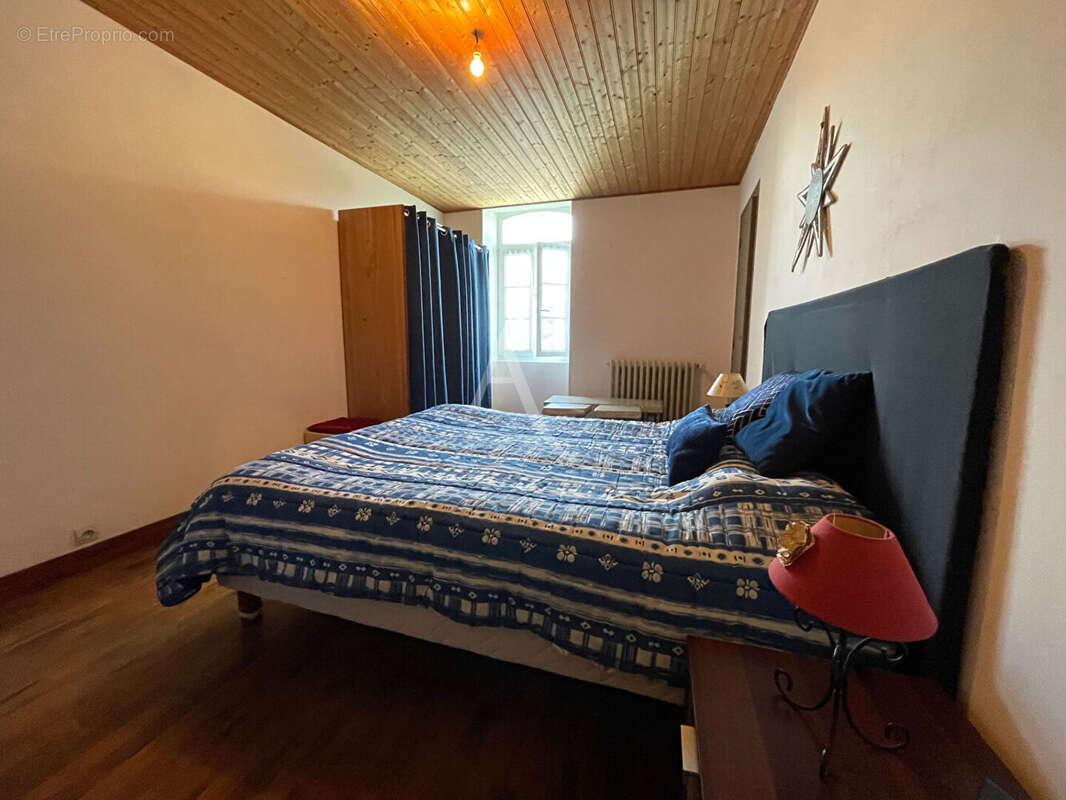 Maison à LA GRIPPERIE-SAINT-SYMPHORIEN