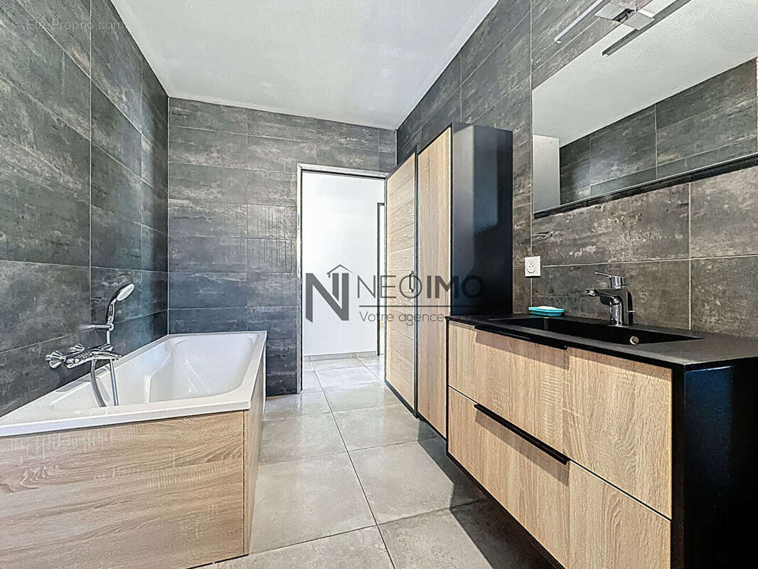 Maison à LIFFOL-LE-GRAND