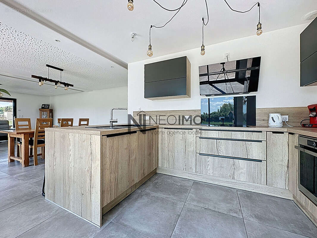 Maison à LIFFOL-LE-GRAND