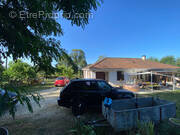 Maison à JUMILHAC-LE-GRAND