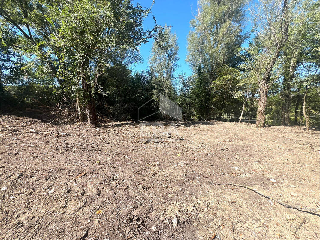 Terrain à MORMOIRON