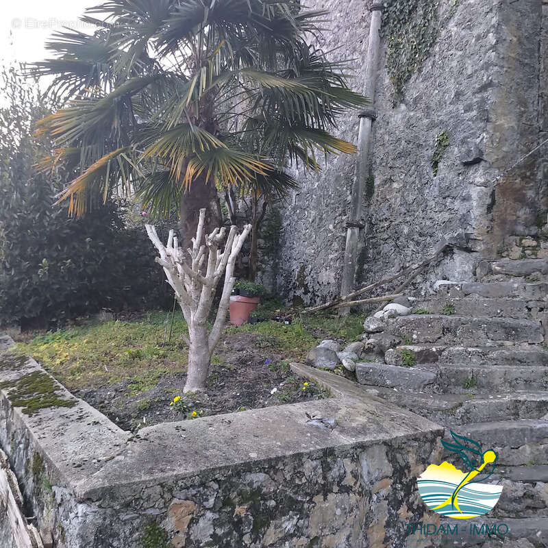 Maison à SAINT-PE-DE-BIGORRE