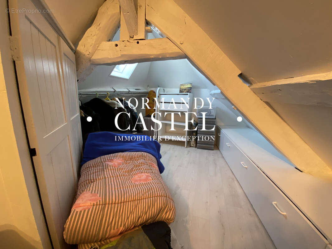 Appartement à PONT-L&#039;EVEQUE