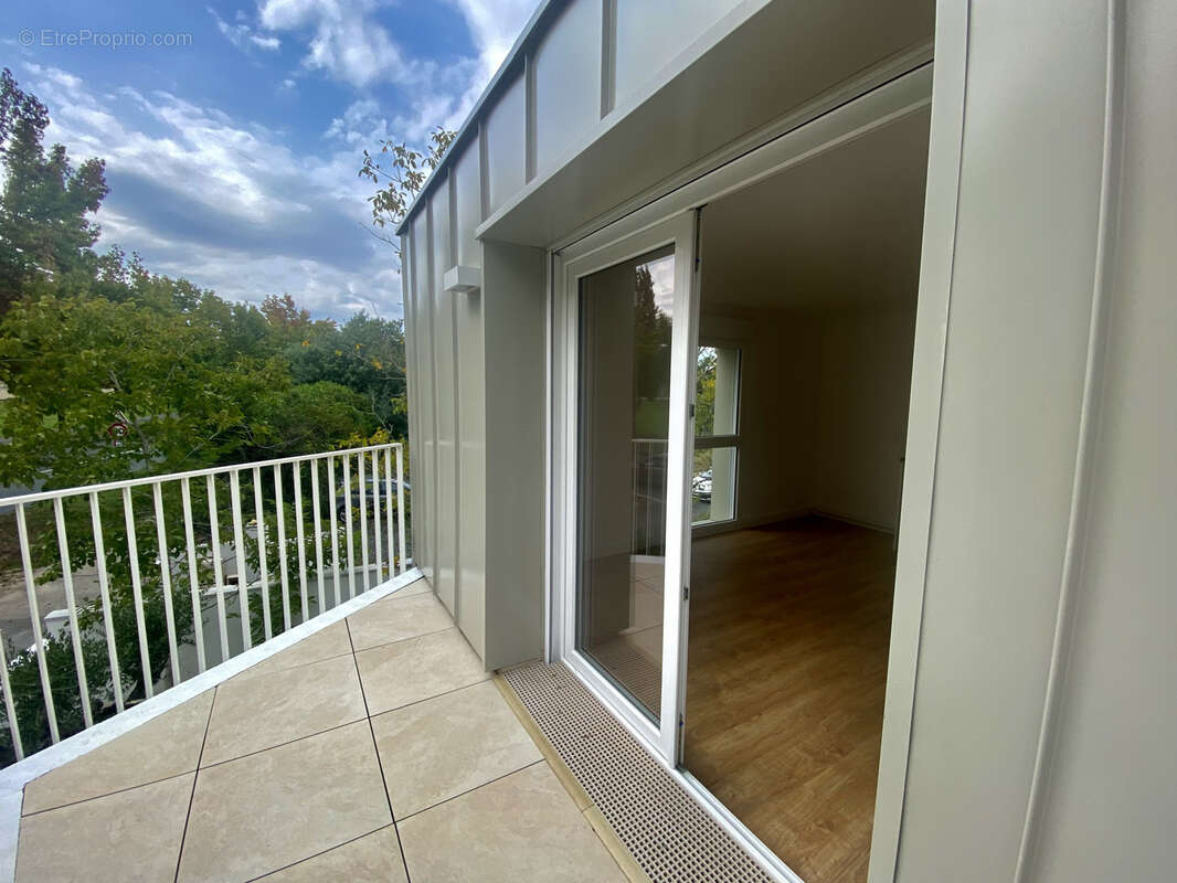 Appartement à ARTIGUES-PRES-BORDEAUX