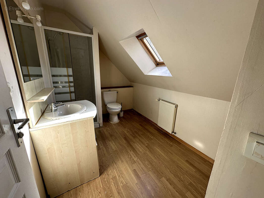 Appartement à PONT-SUR-YONNE