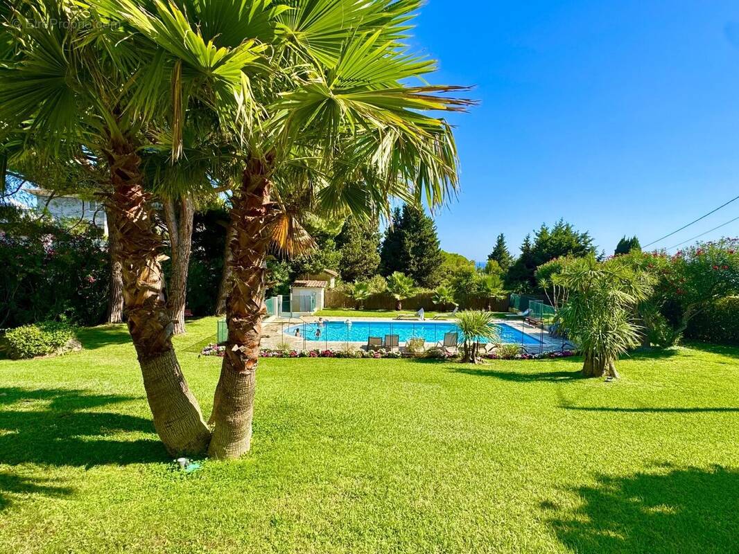 Appartement à LE CANNET