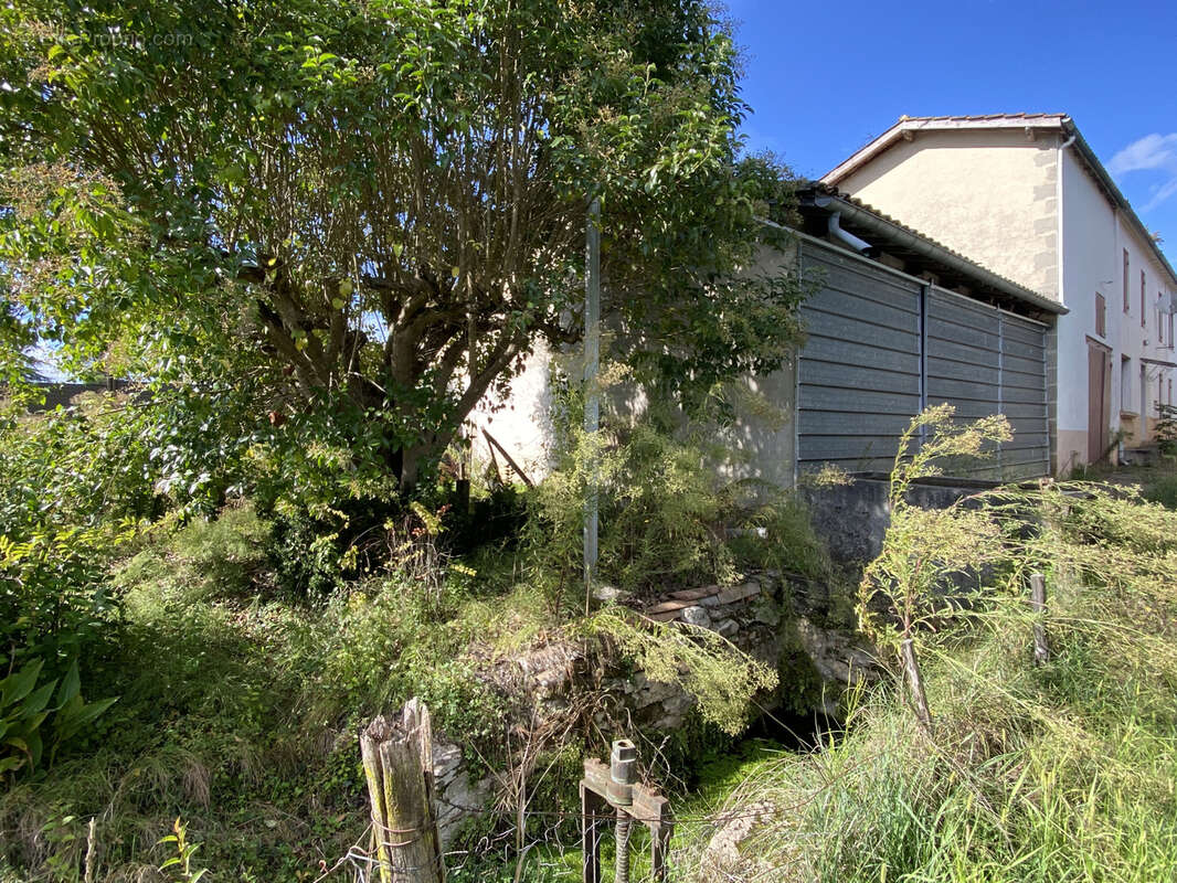 Maison à SAINT-PIERRE-D&#039;AURILLAC