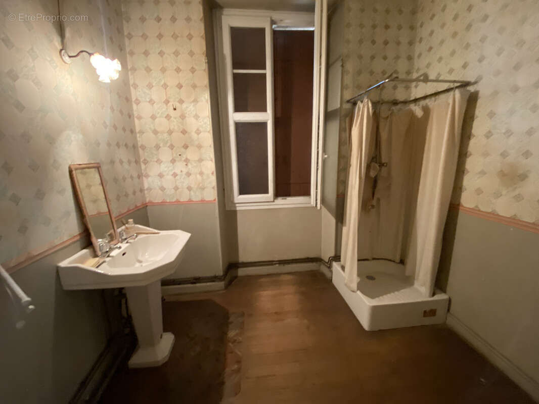 Maison à SAINT-PIERRE-D&#039;AURILLAC