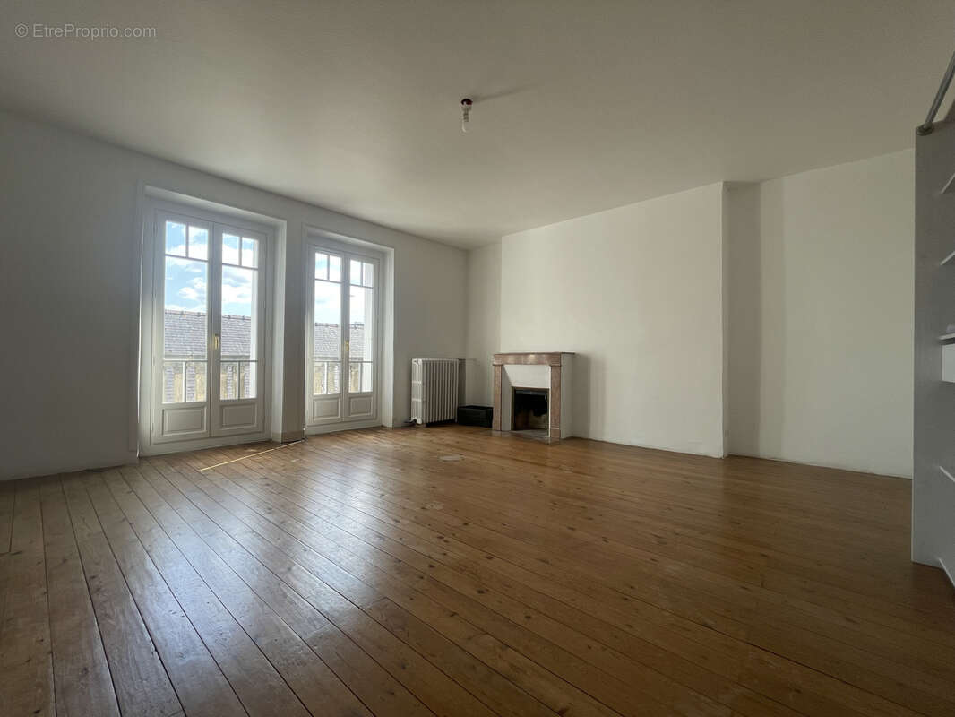 Maison à SAINT-GEREON