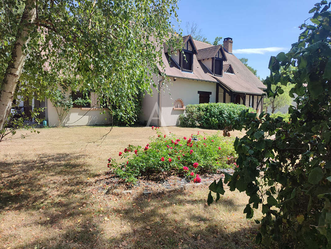 Maison à LAMOTTE-BEUVRON