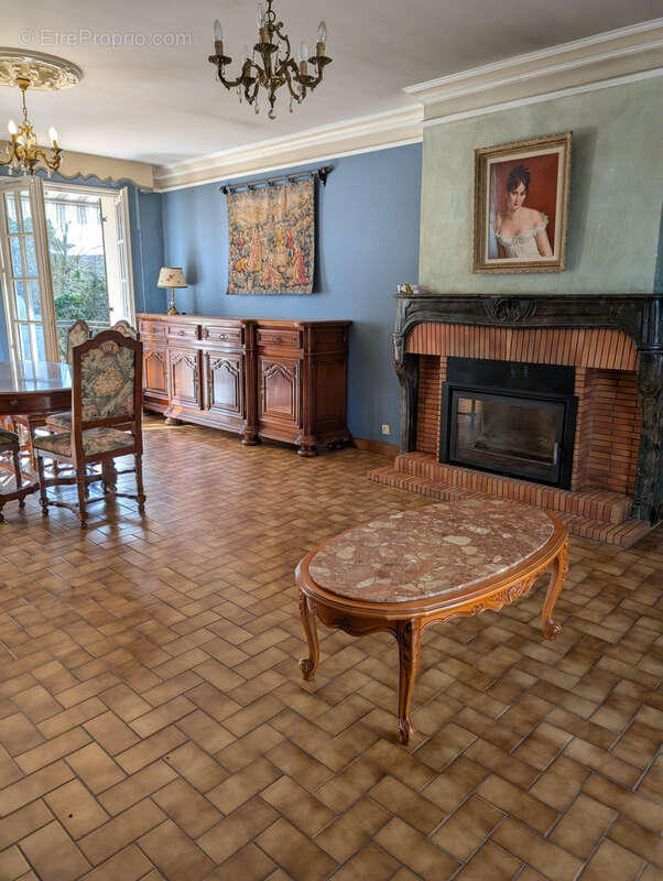 Maison à ARNAY-LE-DUC