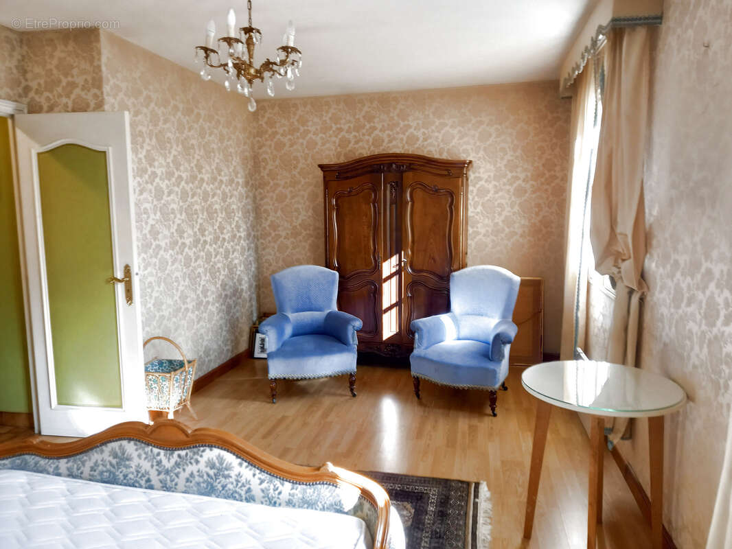 Maison à ARNAY-LE-DUC