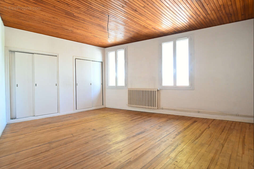 Maison à CINTEGABELLE