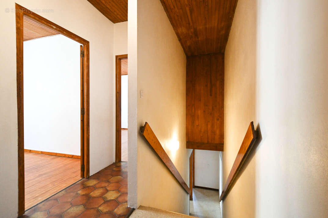 Maison à CINTEGABELLE