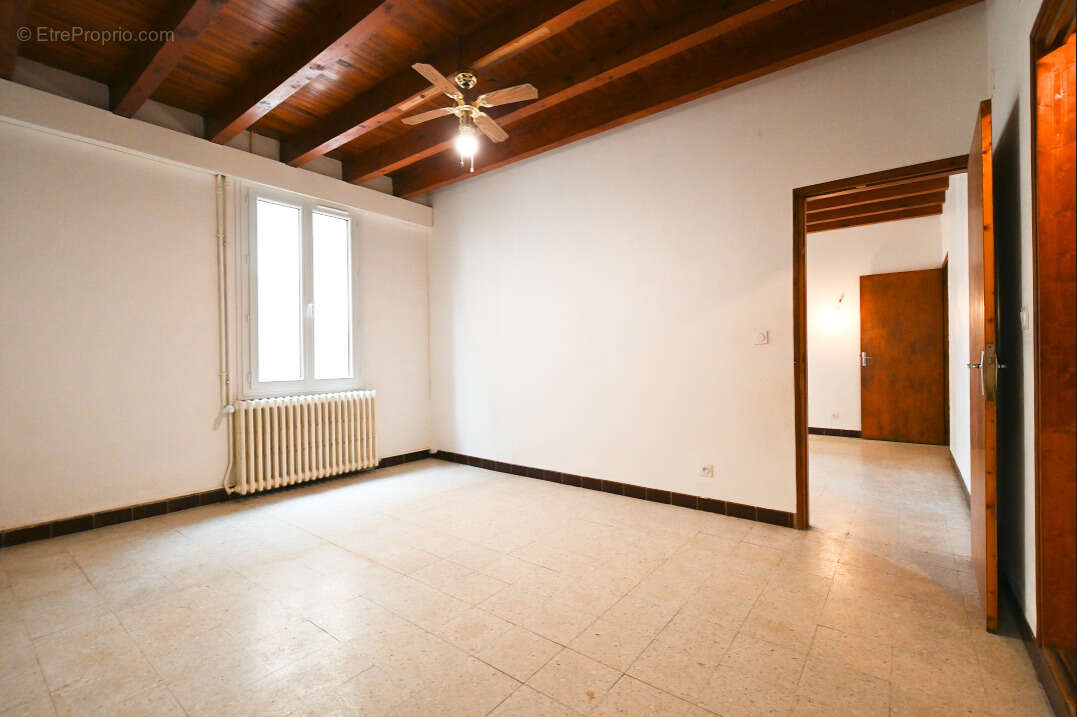 Maison à CINTEGABELLE