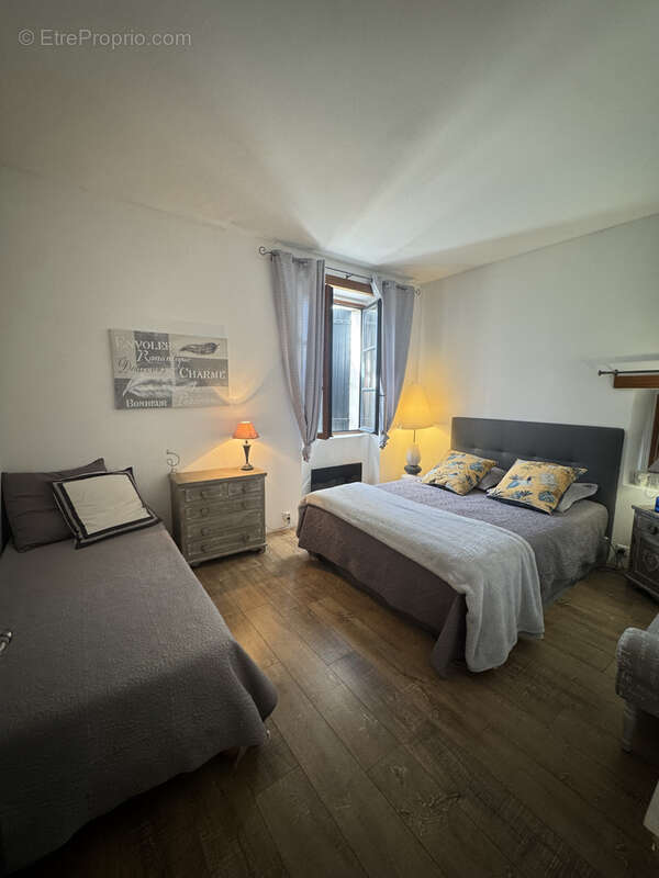 Maison à SUZE-LA-ROUSSE