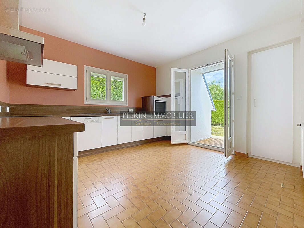 Maison à PLOUFRAGAN