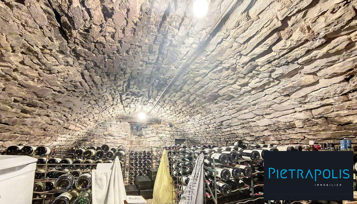 Autre à MONTSAUGEON