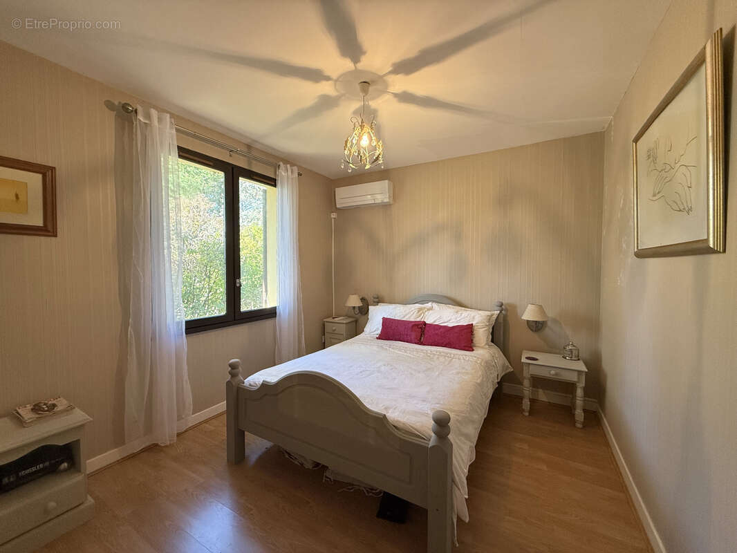 Maison à TOMBEBOEUF