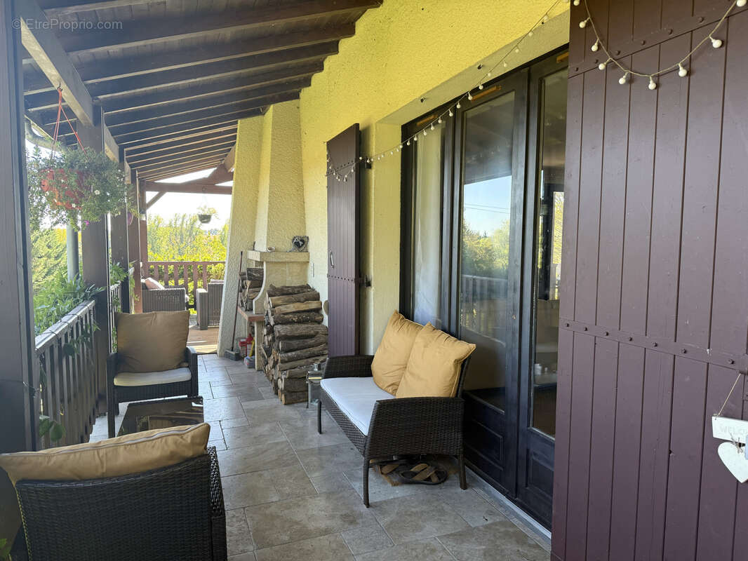 Maison à TOMBEBOEUF