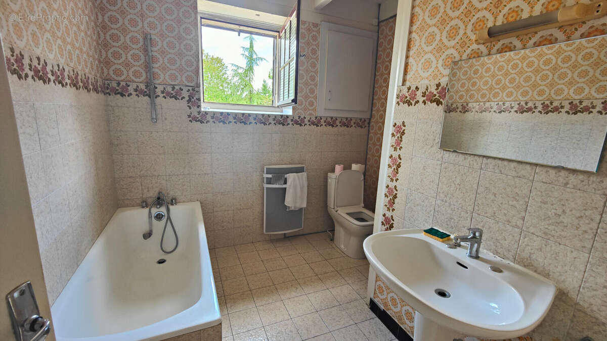 Maison à MAUPREVOIR