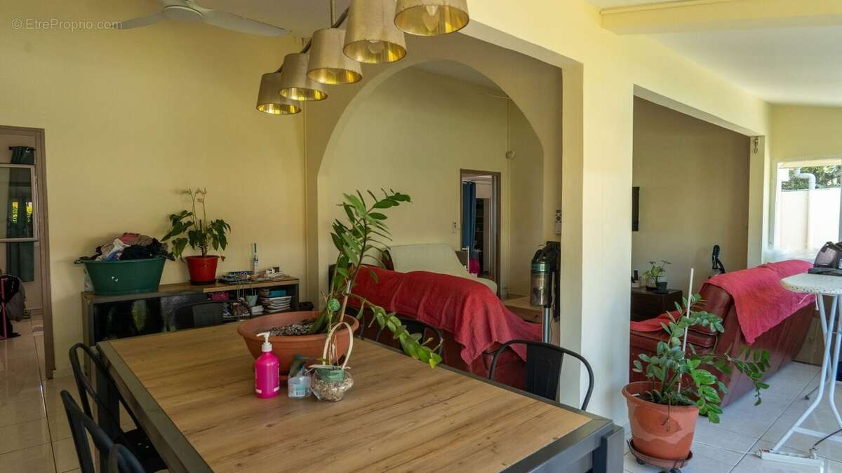 Maison à SAINTE-MARIE