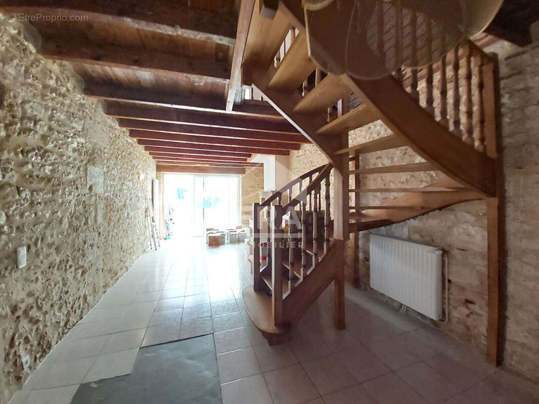 Maison à SAINTE-FOY-LA-GRANDE