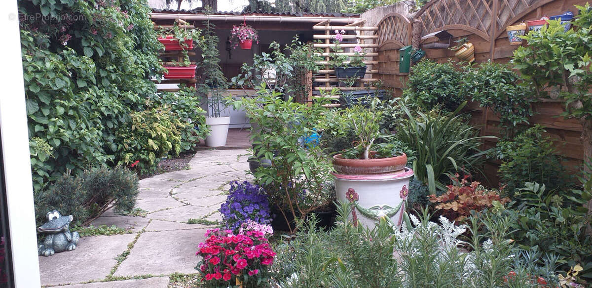 Maison à SAINTE-FOY-LA-GRANDE