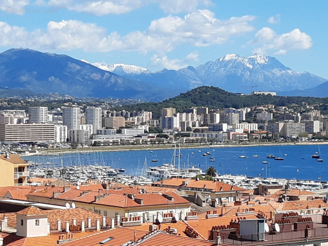 Appartement à AJACCIO