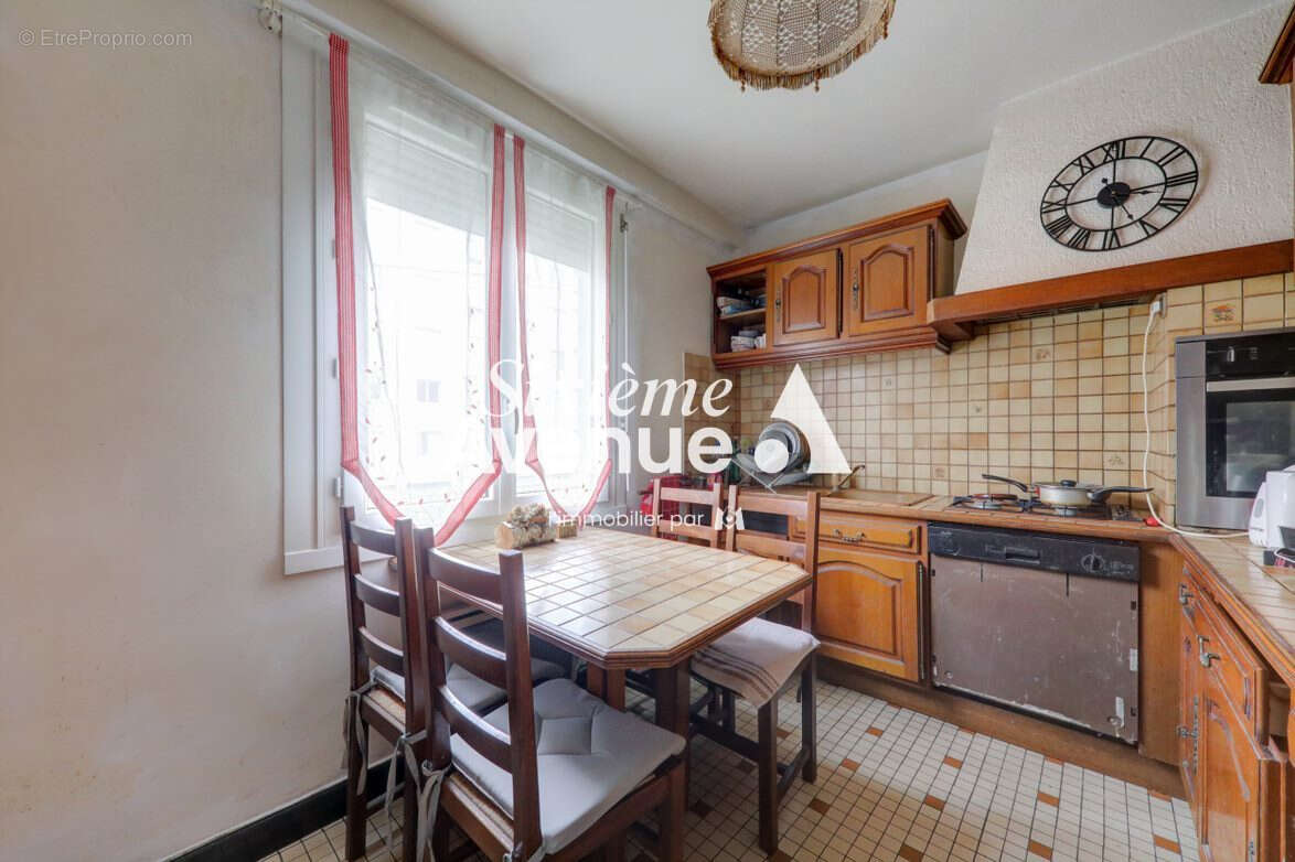 Maison à VAULX-EN-VELIN