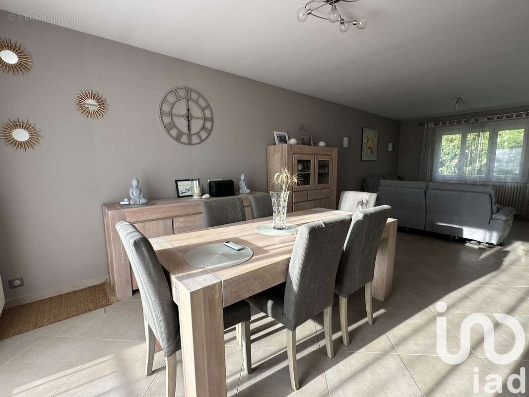 Photo 8 - Maison à SAINT-DENIS-LES-PONTS