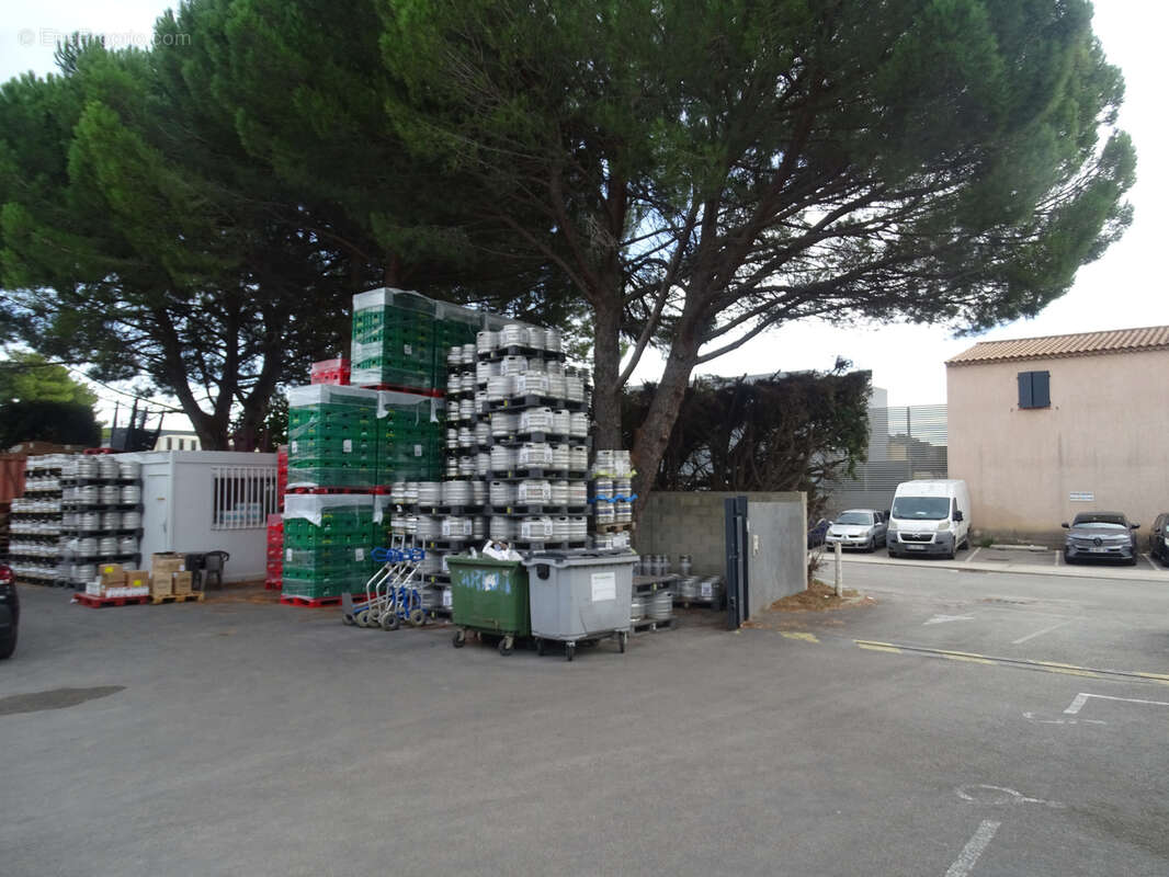 Commerce à GARDANNE