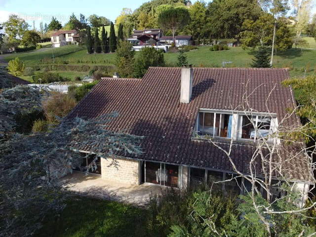 Maison à BELMONT-BRETENOUX
