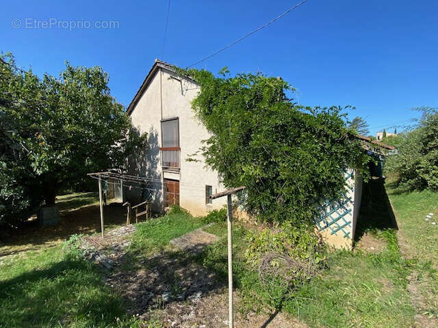 Maison à BELMONT-BRETENOUX