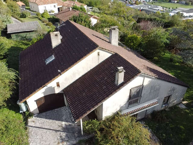 Maison à BELMONT-BRETENOUX