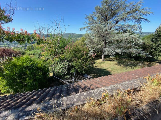 Maison à BELMONT-BRETENOUX