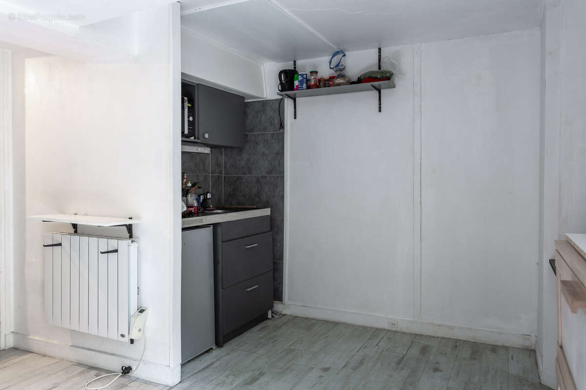 Appartement à PARIS-20E