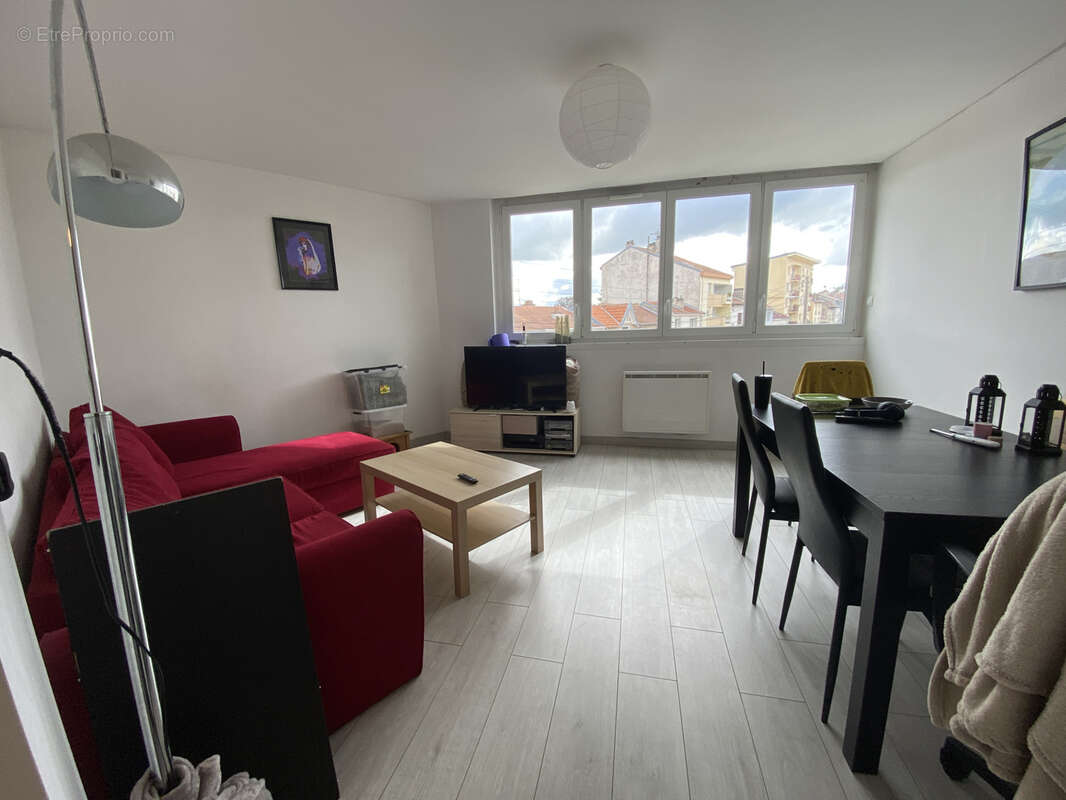 Appartement à JARVILLE-LA-MALGRANGE