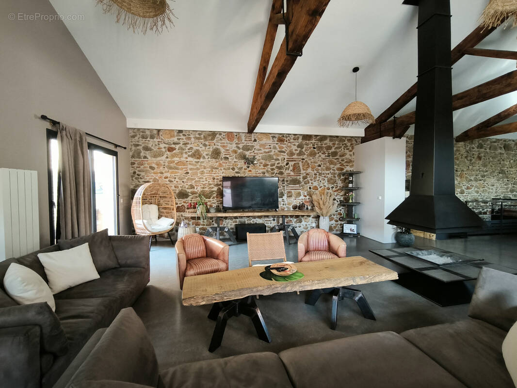 Maison à SAINT-HIPPOLYTE