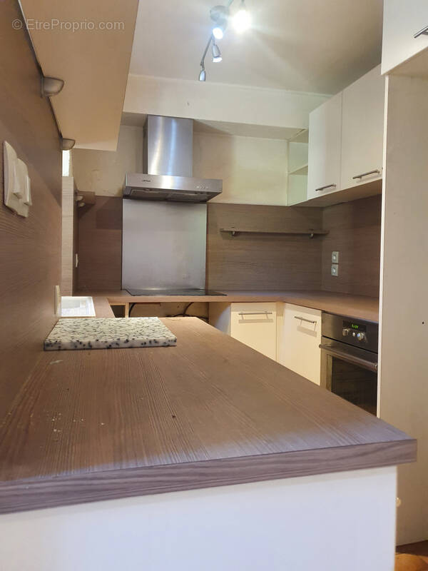 Maison à SAINT-BONNET-DE-MURE