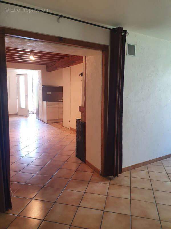 Maison à SAINT-BONNET-DE-MURE