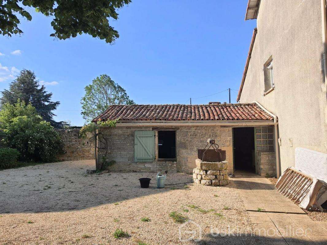 Maison à ROUILLE