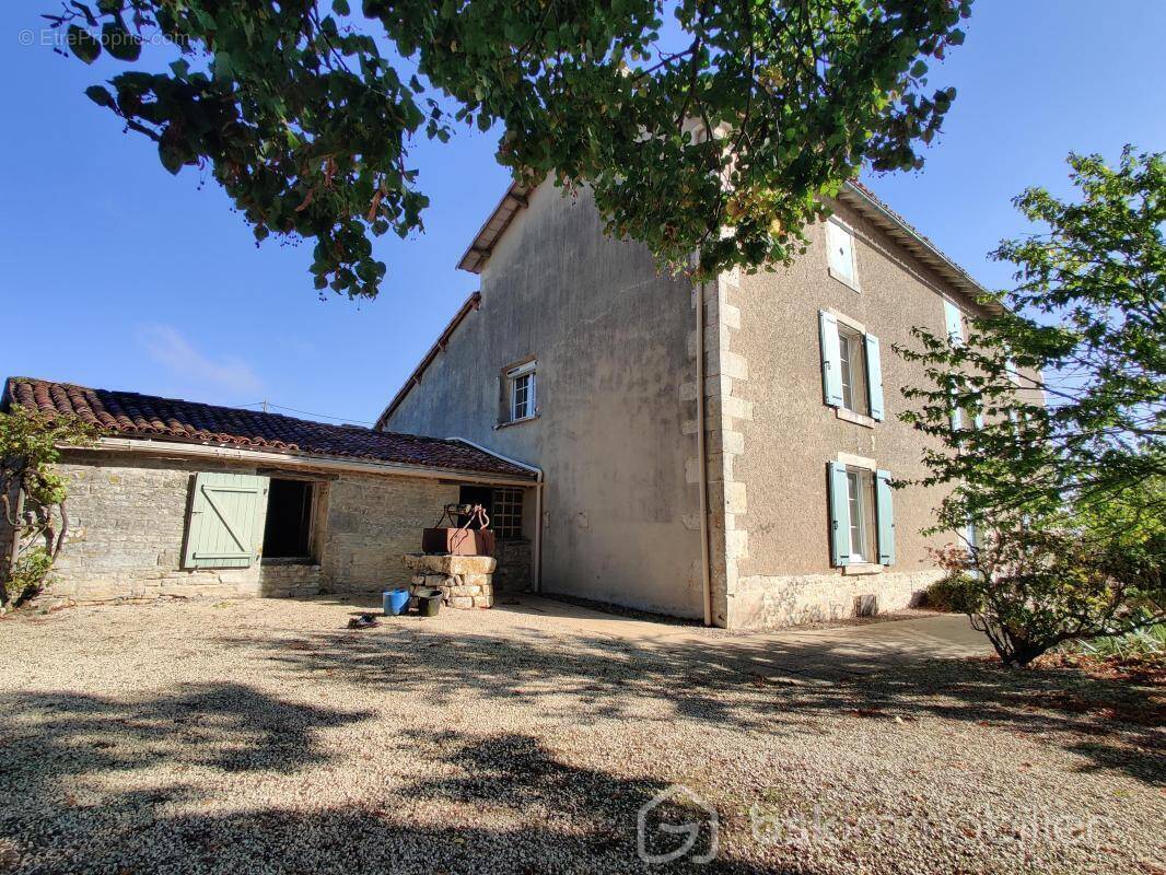 Maison à ROUILLE