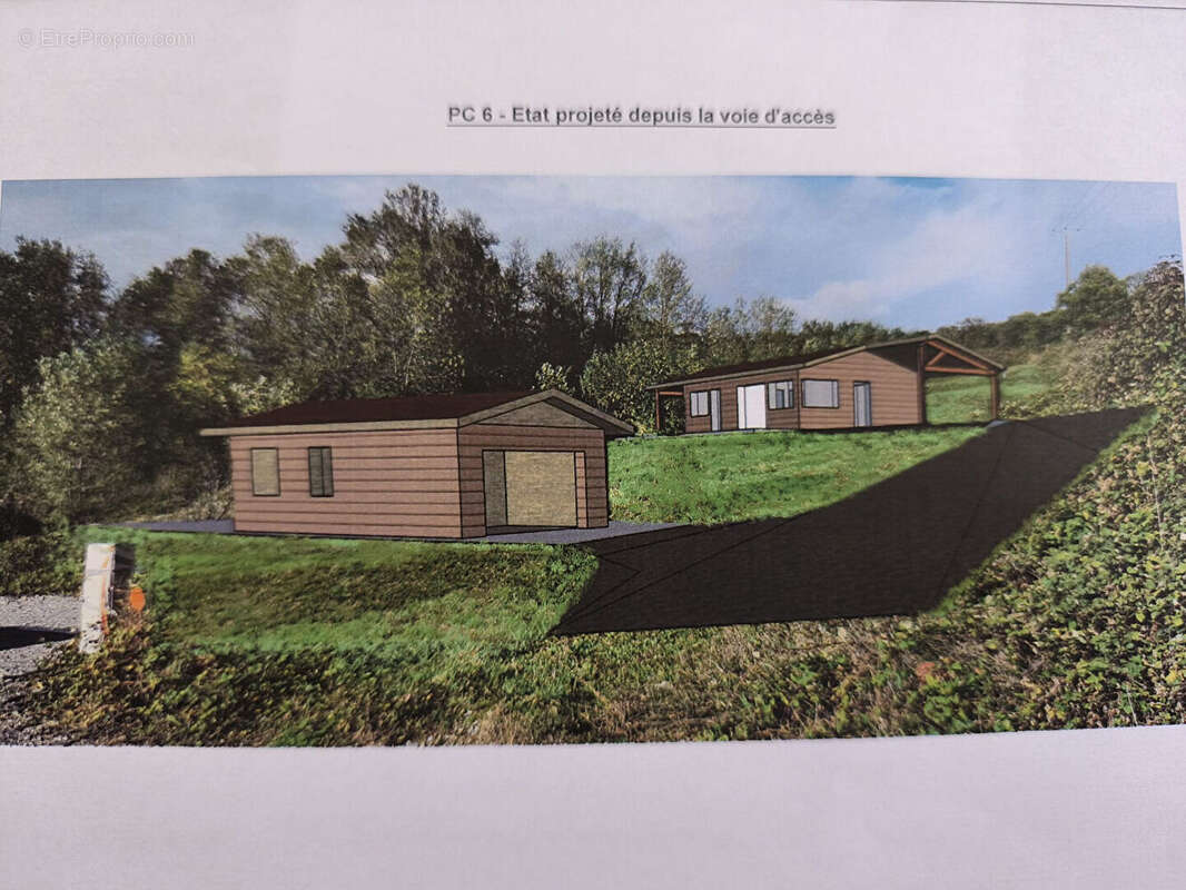 Terrain à PLANIOLES