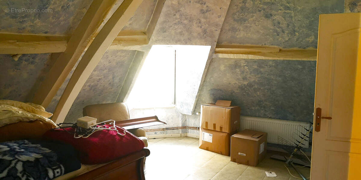 Maison à AVESNES-LE-COMTE