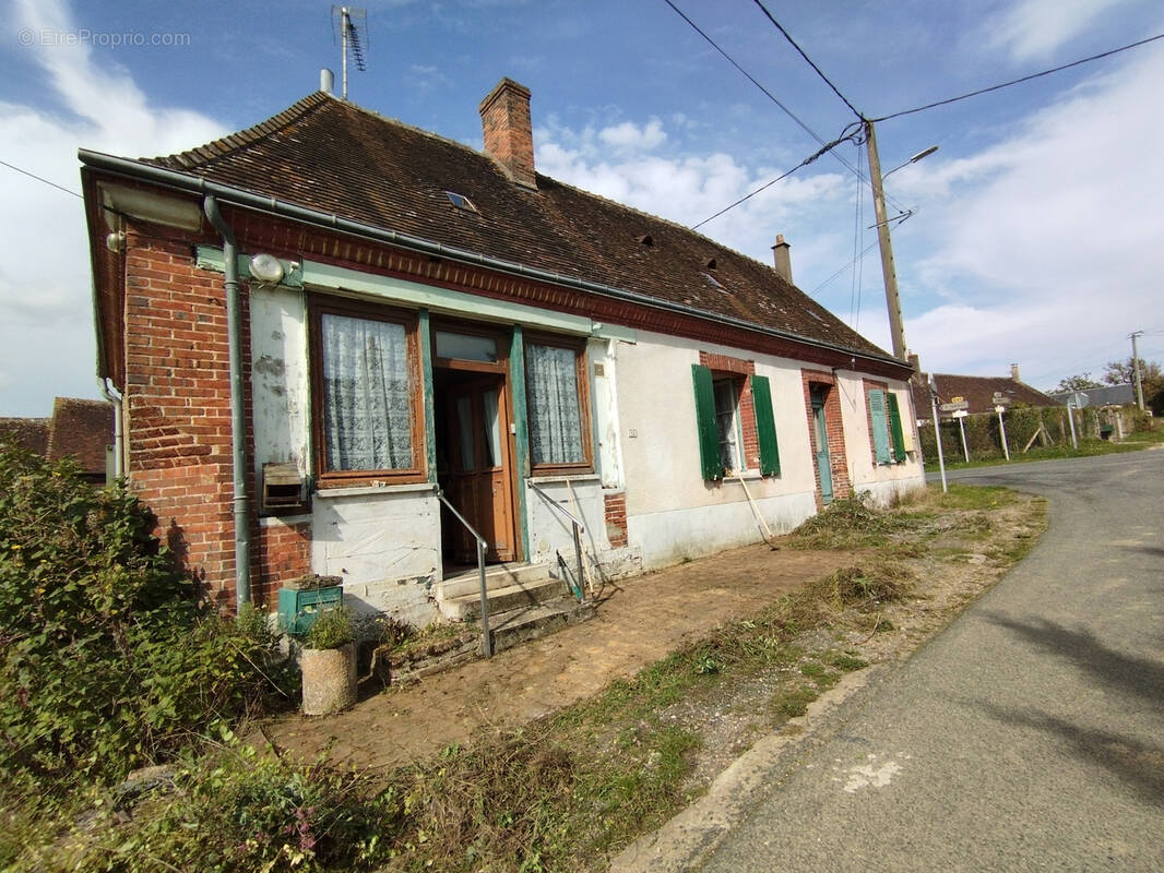 Maison à CLOYES-SUR-LE-LOIR