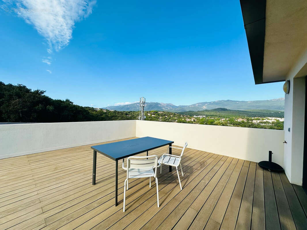 Appartement à PORTO-VECCHIO