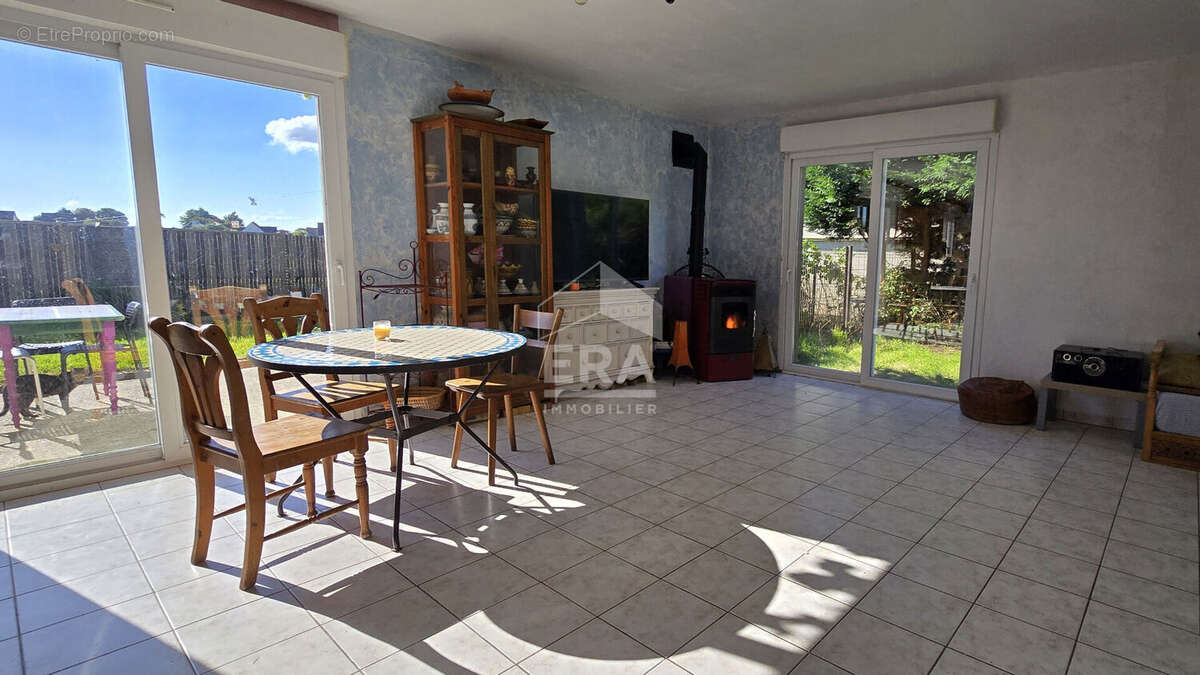 Maison à SAINT-MARTIN-EN-CAMPAGNE