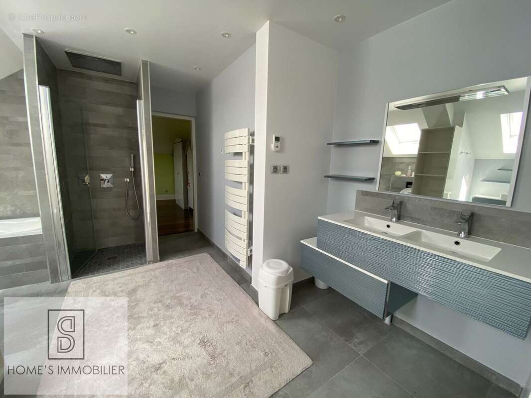 Maison à MAGNY-LE-HONGRE