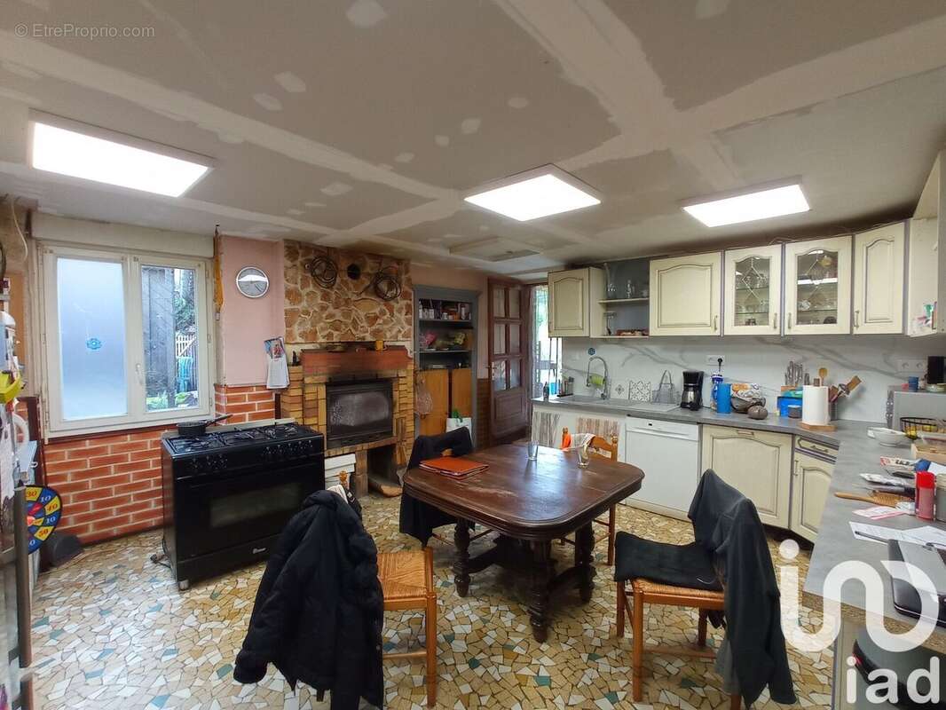 Photo 3 - Maison à LUCENAY-L&#039;EVEQUE